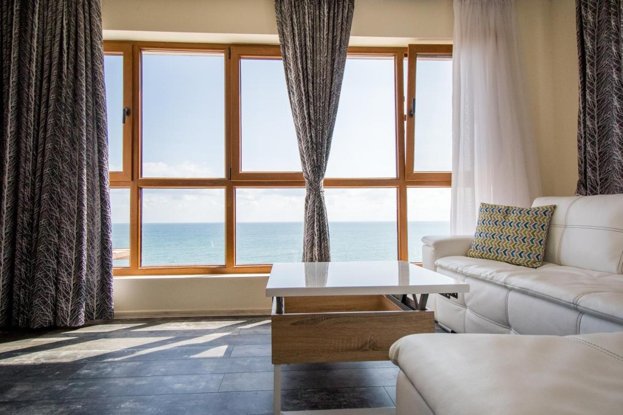 Penthouse At White Cliffs Apartment เบียลา ภายนอก รูปภาพ