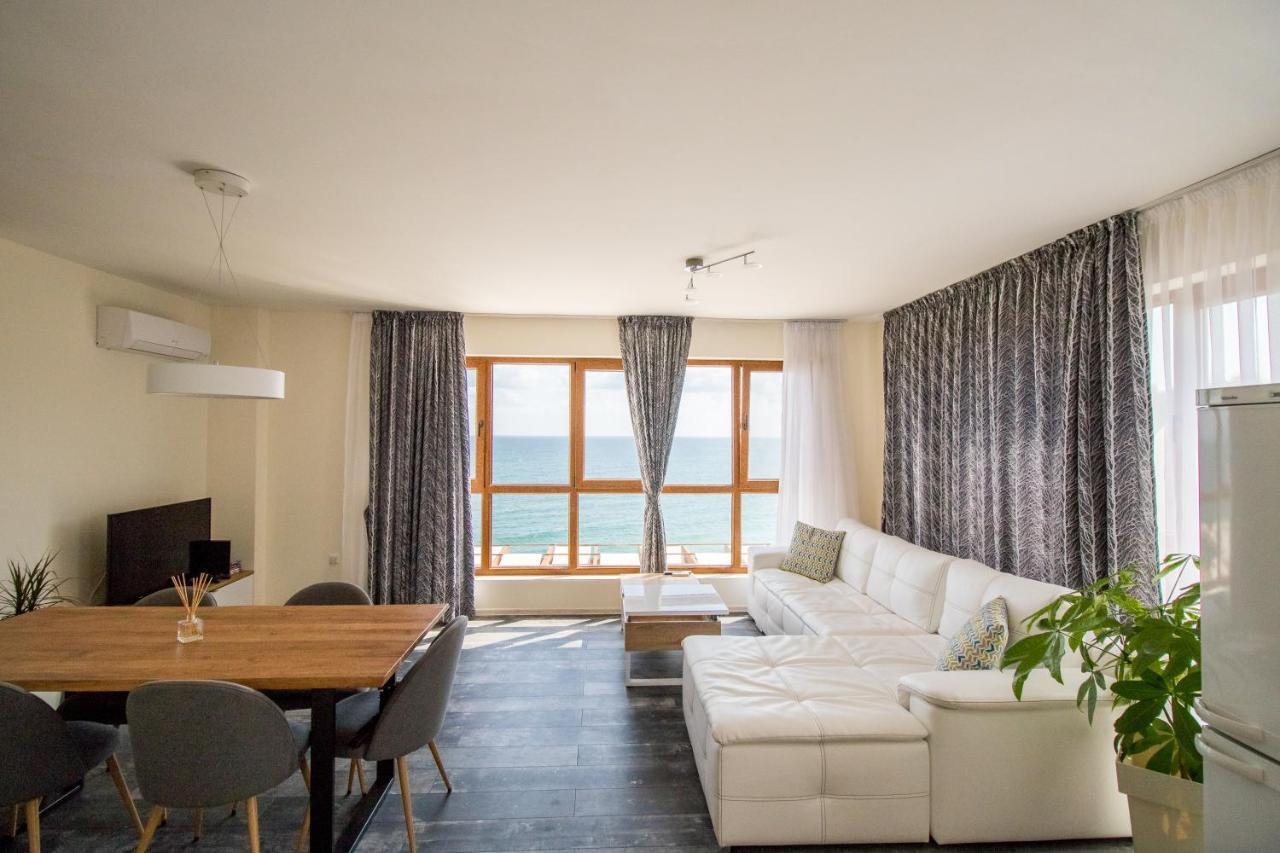 Penthouse At White Cliffs Apartment เบียลา ภายนอก รูปภาพ